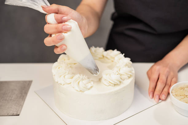 Cake Decorating Tips for Beginners